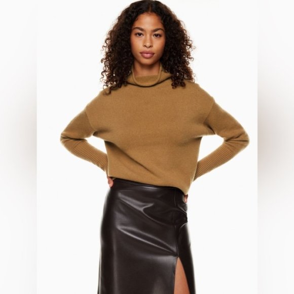 Aritzia Wilfred Luxe Cashmere Cyprie mock neck Sweater in rich chestnut large - Picture 2 of 14